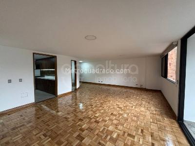 Apartamento en venta en El Tesoro, Medellín · foto 4 de 14