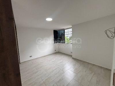 Apartamento en venta en El Tesoro, Medellín · foto 7 de 14