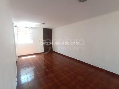 Apartamento de 3 alcobas en venta en Amazonia, Bello, 67 m² · foto 3 de 17