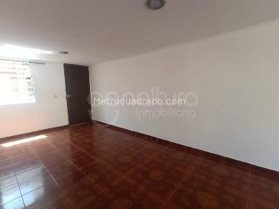 Apartamento de 3 alcobas en venta en Amazonia, Bello, 67 m² · foto 4 de 17