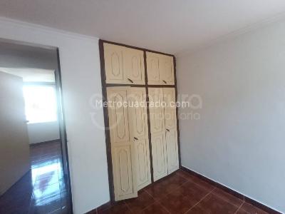 Apartamento de 3 alcobas en venta en Amazonia, Bello, 67 m² · foto 13 de 17