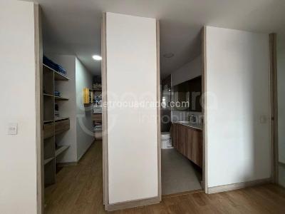 Apartamento de 3 alcobas en venta en Ciudad Del Rio, Medellín, 96 m² · foto 10 de 12