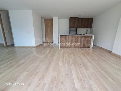Apartamento de 2 alcobas en venta en San Jose, Sabaneta, 87 m² · foto 4 de 19