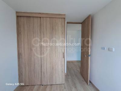 Apartamento de 2 alcobas en venta en San Jose, Sabaneta, 87 m² · foto 12 de 19