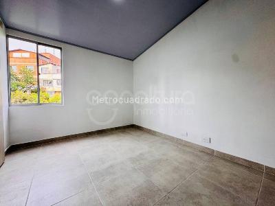 Apartamento de 3 alcobas en venta en La Colina, Medellín, 62 m² · foto 10 de 19