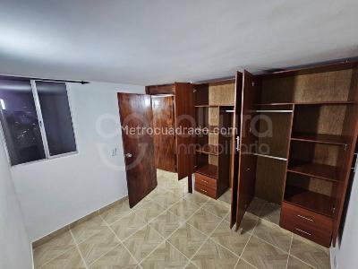 Apartamento en venta en San Antonio De Prado, Medellín · foto 8 de 16