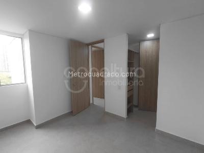 Apartamento en venta en Ditaires, Itagüí · foto 8 de 18