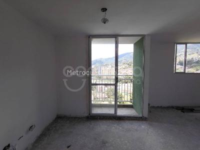 Apartamento en venta en San Antonio De Prado, Medellín · foto 6 de 14