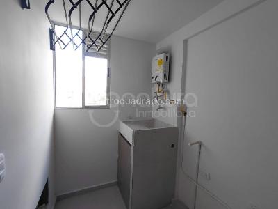 Apartamento de 2 alcobas en venta en San Antonio De Prado, Medellín, 38 m² · foto 2 de 12