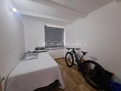 Apartamento de 3 alcobas en venta en Madera, Bello, 61 m² · foto 9 de 15