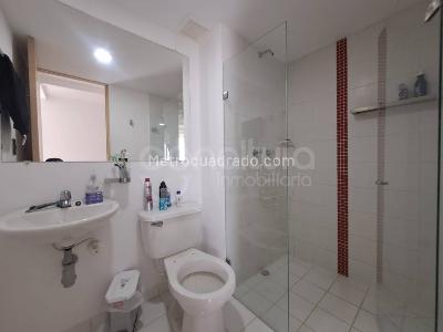 Apartamento de 3 alcobas en venta en Madera, Bello, 61 m² · foto 13 de 15