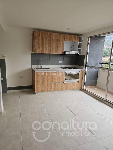 Apartamento en Arriendo, San Gabriel, Bello - Widok 3