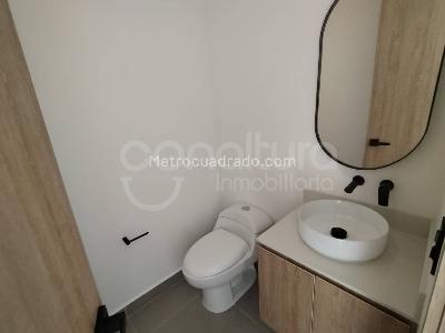 Apartamento de 2 alcobas en arriendo en Las Palmas, Medellín, 90 m² · foto 10 de 14