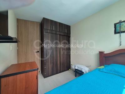 Apartamento de 3 alcobas en venta en Madera, Bello, 59 m² · foto 11 de 17