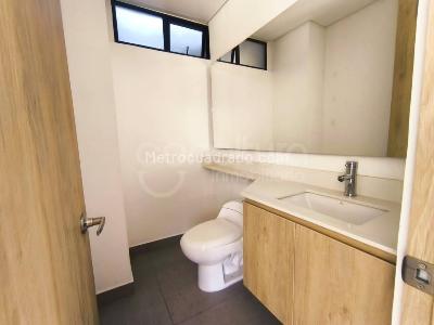 Apartamento en arriendo en Poblado, Medellín · foto 11 de 14