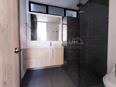 Apartamento en arriendo en Poblado, Medellín · foto 12 de 14