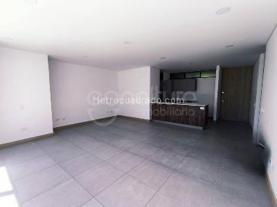 Apartamento en arriendo en Poblado, Medellín · foto 4 de 14