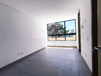 Apartamento en arriendo en Poblado, Medellín · foto 7 de 14