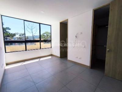 Apartamento en arriendo en Poblado, Medellín · foto 8 de 14