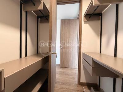 Apartamento de 2 alcobas en venta en Los Balsos, Medellín, 94 m² · foto 7 de 18
