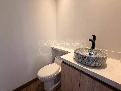 Apartamento de 2 alcobas en venta en Los Balsos, Medellín, 94 m² · foto 10 de 18