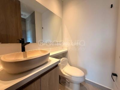 Apartamento de 2 alcobas en venta en Los Balsos, Medellín, 94 m² · foto 11 de 18