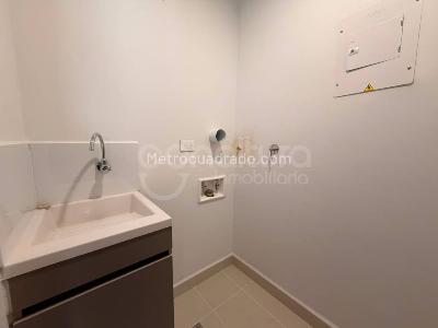 Apartamento de 2 alcobas en venta en Los Balsos, Medellín, 94 m² · foto 12 de 18