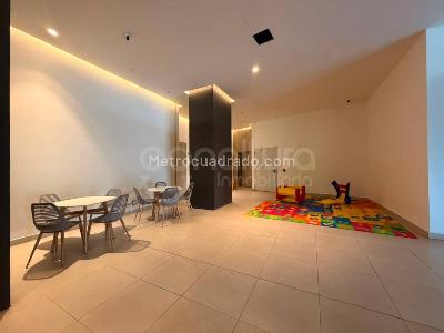 Apartamento de 2 alcobas en venta en Los Balsos, Medellín, 94 m² · foto 13 de 18