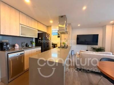 Apartamento de 3 alcobas en venta en Las Palmas, Medellín, 81 m² · foto 2 de 20