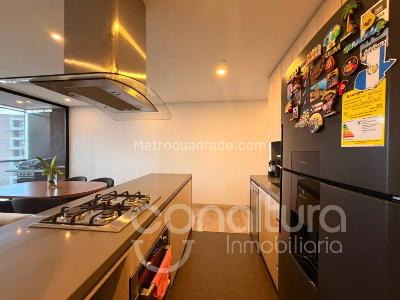 Apartamento de 3 alcobas en venta en Las Palmas, Medellín, 81 m² · foto 3 de 20