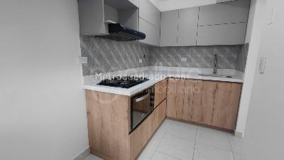 Apartamento en Arriendo, Loma De Los Bernal, Medellín