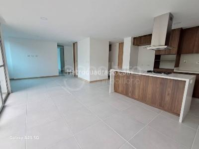 Apartamento de 2 alcobas en venta en San Jose, Sabaneta, 87 m² · foto 4 de 14
