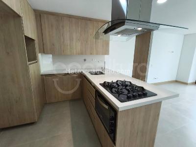 Apartamento de 2 alcobas en arriendo en Las Palmas, Medellín, 77 m² · foto 3 de 18