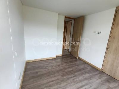 Apartamento de 2 alcobas en arriendo en Las Palmas, Medellín, 77 m² · foto 11 de 18