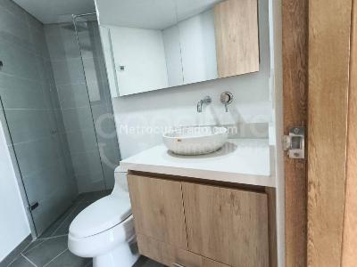 Apartamento de 2 alcobas en arriendo en Las Palmas, Medellín, 77 m² · foto 15 de 18