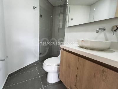 Apartamento de 2 alcobas en arriendo en Las Palmas, Medellín, 77 m² · foto 16 de 18