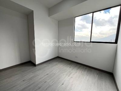 Apartamento de 3 alcobas en arriendo en Las Palmas, Medellín, 75 m² · foto 7 de 15