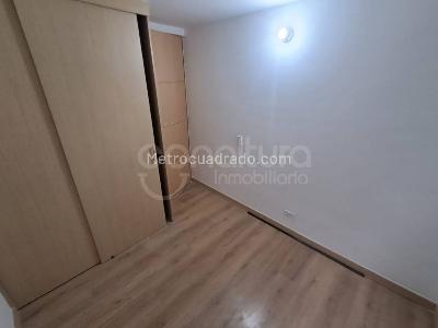 Apartamento de 3 alcobas en venta en Madera, Bello, 80 m² · foto 12 de 20