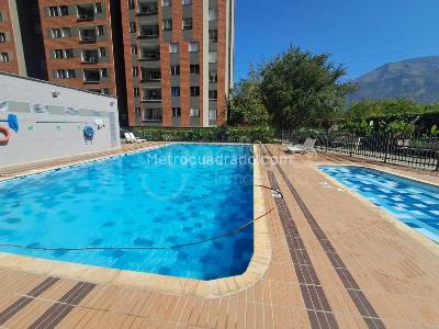 Apartamento de 3 alcobas en venta en Madera, Bello, 63 m² · foto 10 de 20