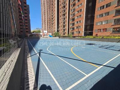 Apartamento de 3 alcobas en venta en Madera, Bello, 63 m² · foto 14 de 20