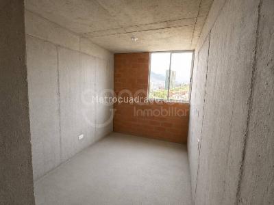 Apartamento de 3 alcobas en venta en Bucaros, Bello, 54 m² · foto 7 de 10