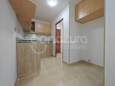 Apartamento de 3 alcobas en arriendo en Santa Fe, Medellín, 94 m² · foto 2 de 19