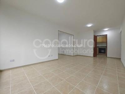 Apartamento de 3 alcobas en arriendo en Santa Fe, Medellín, 94 m² · foto 3 de 19