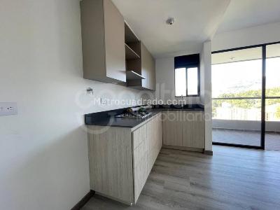 Apartamento de 2 alcobas en venta en Las Palmas, Medellín, 77 m² · foto 2 de 10