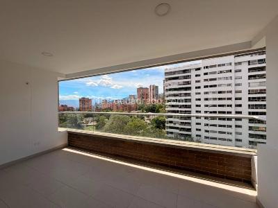 Apartamento de 2 alcobas en arriendo en Los Balsos, Medellín, 109 m² · foto 8 de 16
