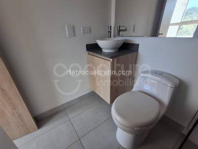 Apartamento de 1 alcoba en venta en Suramerica, Itagüí, 60 m² · foto 20 de 20