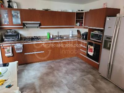 Apartamento en venta en Loma Benedictinos, Envigado · foto 6 de 13