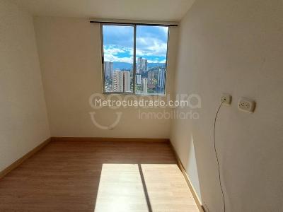 Apartamento de 3 alcobas en arriendo en San Jose, Sabaneta, 78 m² · foto 12 de 16