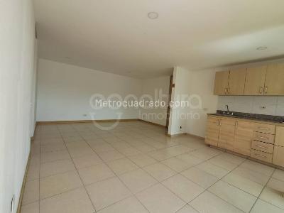 Apartamento de 3 alcobas en arriendo en San Jose, Sabaneta, 78 m² · foto 4 de 16