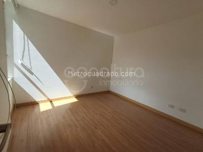 Apartamento de 3 alcobas en arriendo en San Jose, Sabaneta, 78 m² · foto 7 de 16